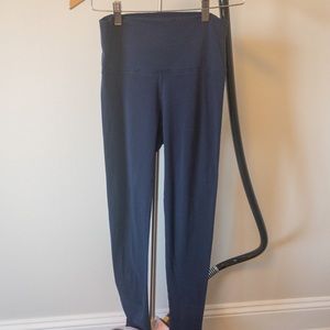 TNA High Waisted Leggings Starboard Size Medium